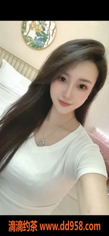 常州楼凤-新北空姐蛙蛙，167身高，陪浴服务仅800起