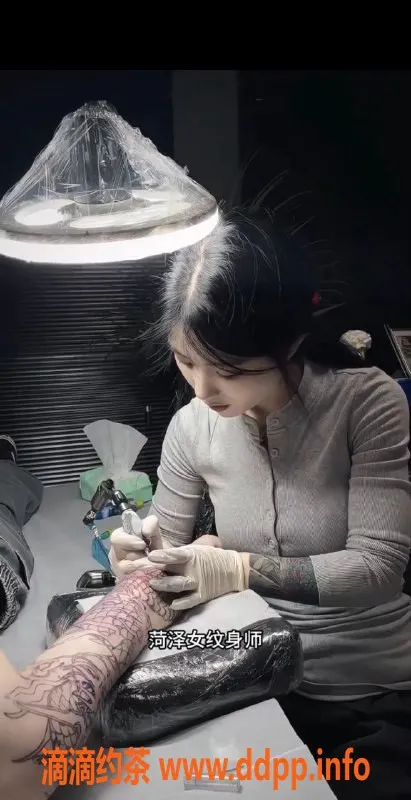 常州楼凤资源信息,武进良心纹身师玉玉，171高挑嫩妹，陪浴服务！