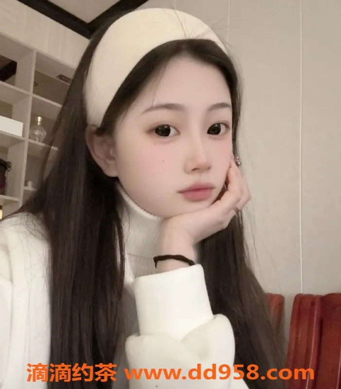 常州楼凤-武进国宾府芽芽，164cm，85斤，800元起