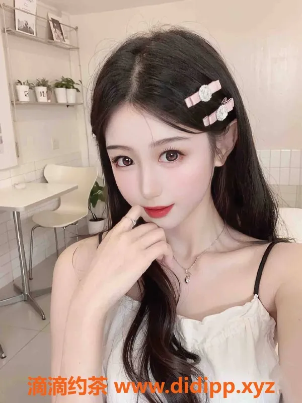 青岛楼凤-市北区乐乐，洗吹座服务，丝袜情趣制服