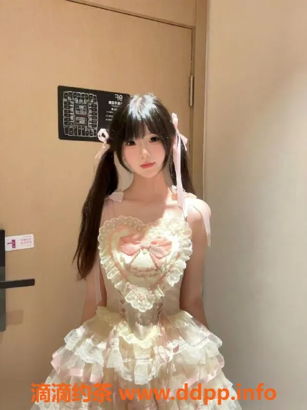 常州楼凤-武进清纯学妹165cm，陪浴服务只需600元