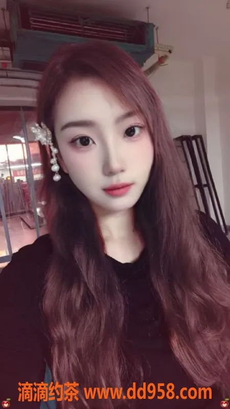 常州楼凤-新北婷婷，165cm嫩妹，800元起服务