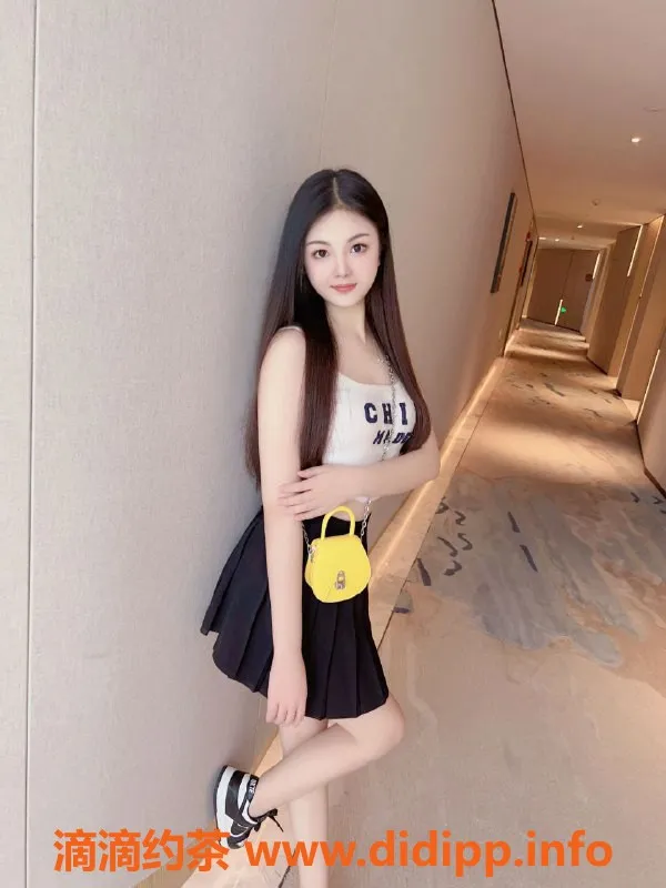 杭州楼凤-拱墅洋子 20岁 165cm 49g 36B 优质服务