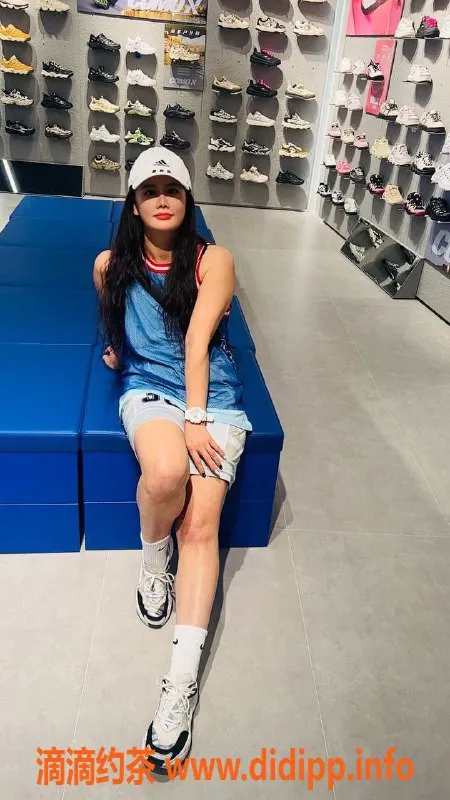 惠州楼凤-惠城夏夏，27岁162cm，36C，激情服务700起