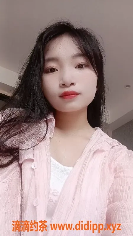 中山楼凤-西区19岁尤物鱼儿，34C胸围等你来体验