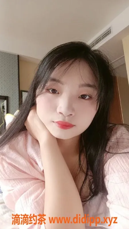 中山楼凤资源信息,西区19岁尤物鱼儿，34C胸围等你来体验