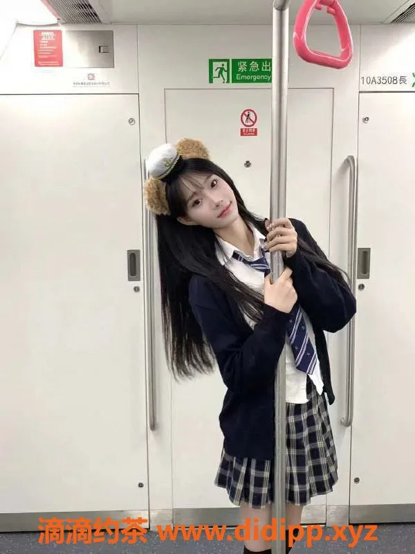 青岛楼凤资源信息,青岛市北区兼职洗吹座，丝袜情趣制服服务