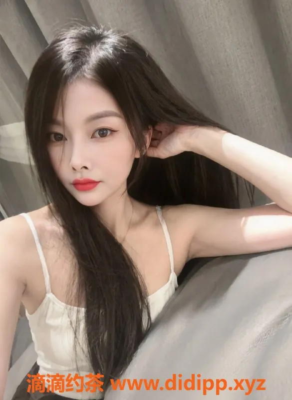 北京楼凤-朝阳小红桃，166身高多情少妇，600元起服务