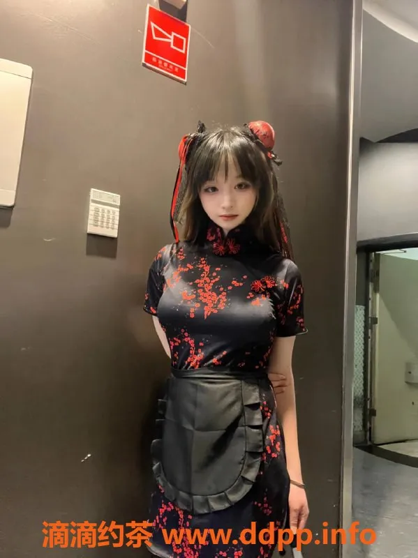 无锡楼凤-锡山灵儿 07岁高颜值丝袜制服服务