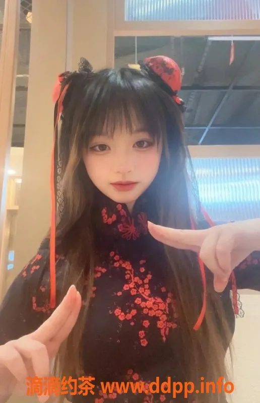 无锡楼凤-锡山灵儿 07岁高颜值丝袜制服服务