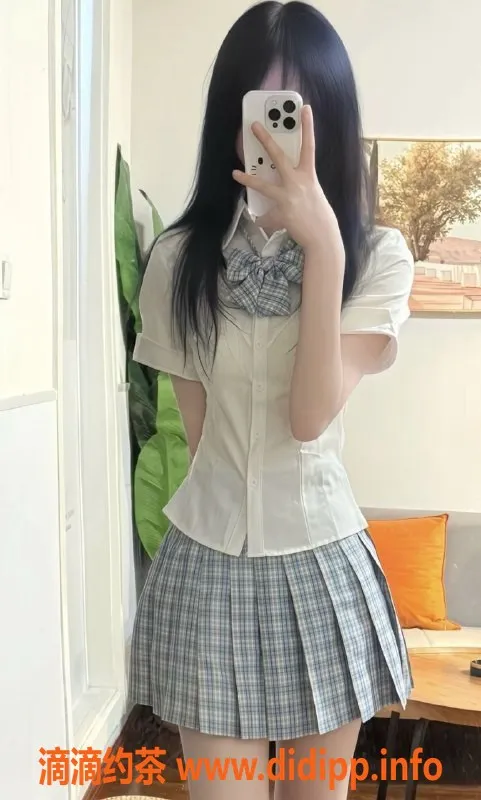 常州楼凤-武进嫩妹，160cm，85斤，1000元起陪浴服务