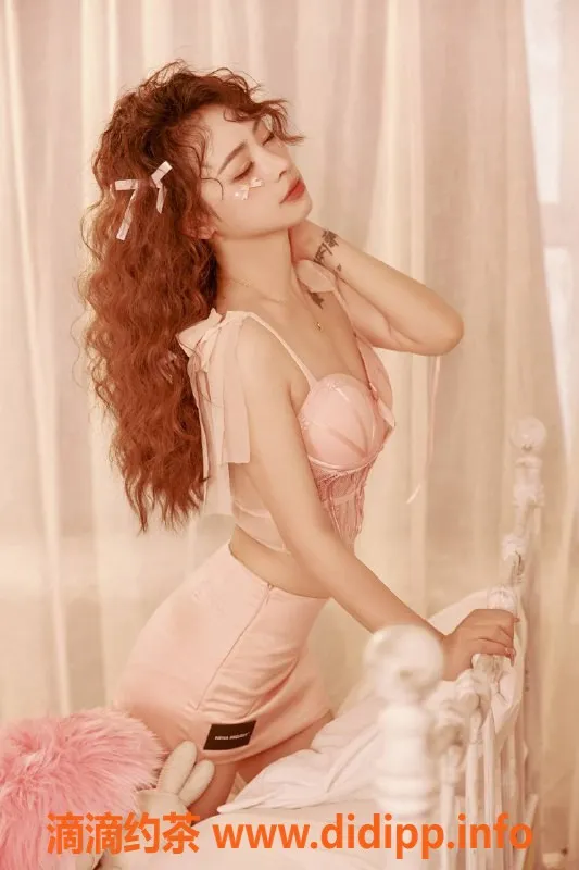 深圳楼凤资源信息,宝安02年小妹，身高163，口活超赞，1200元起