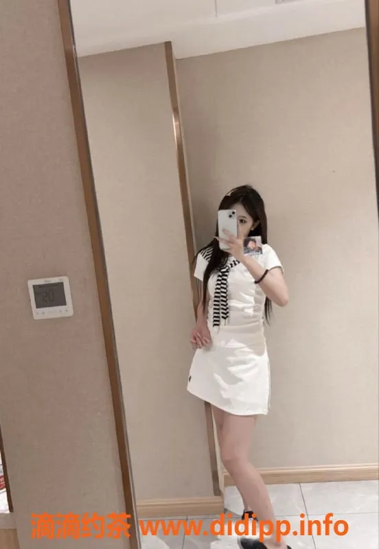 常州楼凤-武进名媛，165高90重，陪浴服务超赞！