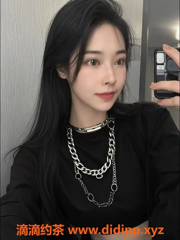 中山楼凤-西区露露，96年小妹，36B胸围，服务超赞