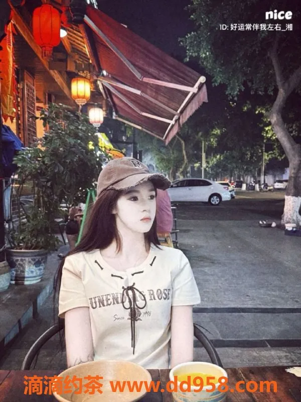 常州楼凤-武进学妹165身高，陪浴口交，课费800/1600