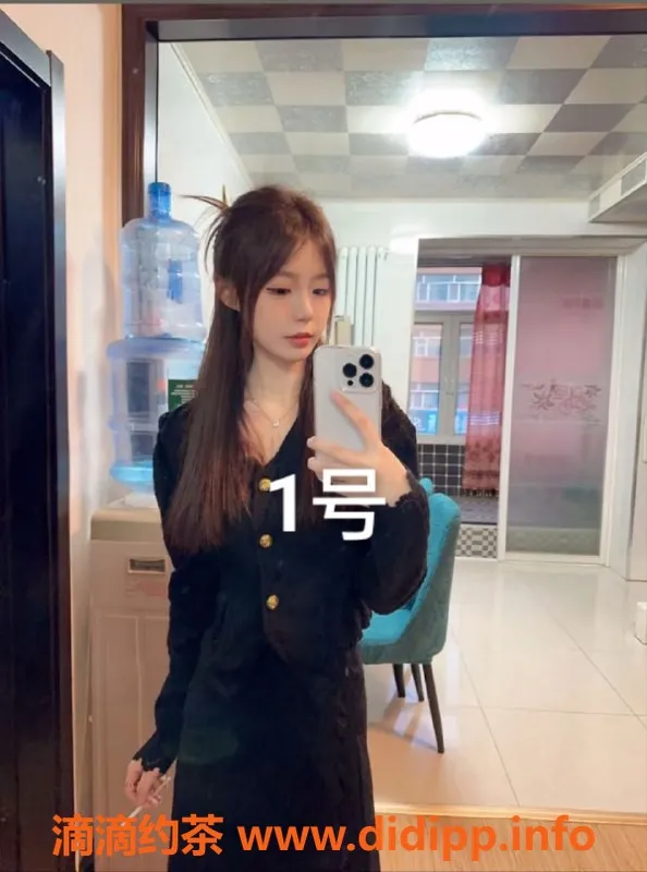 中山楼凤-中山古镇两位美眉，快餐350元洗吹450元