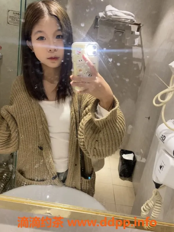 成都楼凤-成华区小不点妹子，身高155，颜值在线，服务推荐