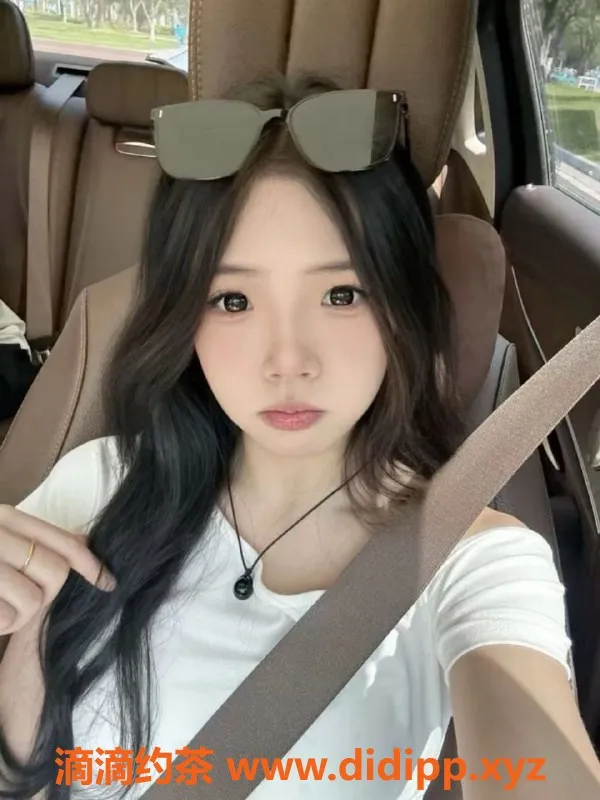 常州楼凤-新北果果，165cm嫩妹，陪浴服务仅800元