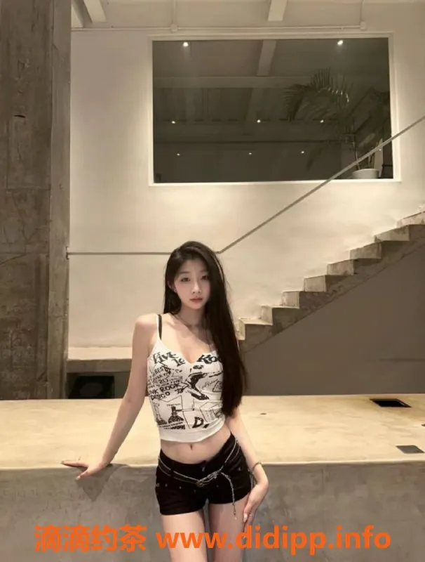 常州楼凤-武进小可爱，163高挑18嫩妹，课程800起