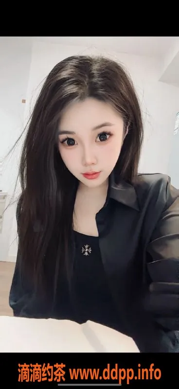 常州楼凤-武进18岁嫩妹琪琪，165/90，陪浴，价格优惠