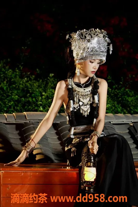 中山楼凤-东区可可，18岁女神，胸围36B，服务优质