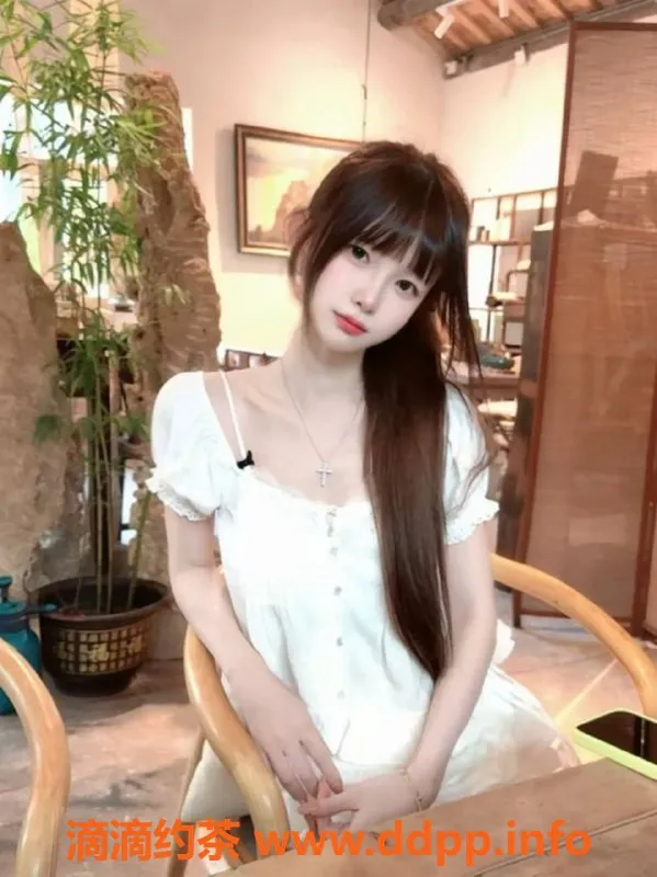 无锡楼凤-滨湖区高颜值美女cc，163cm，44kg，口活服务