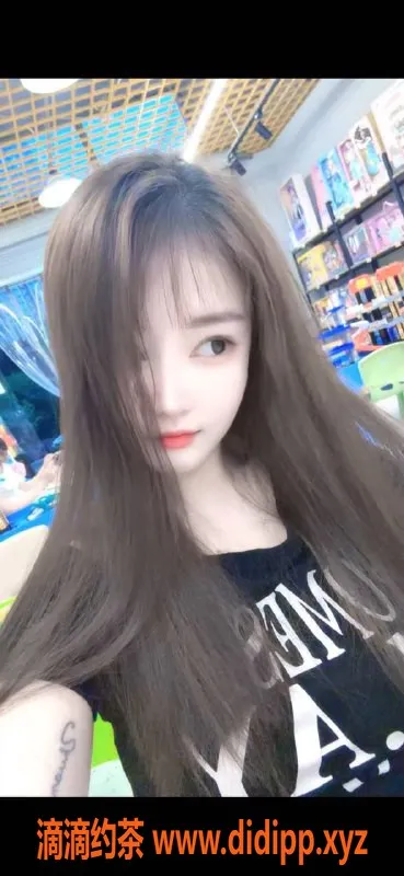 中山楼凤-石岐露思，23岁34C美少女，高颜值服务