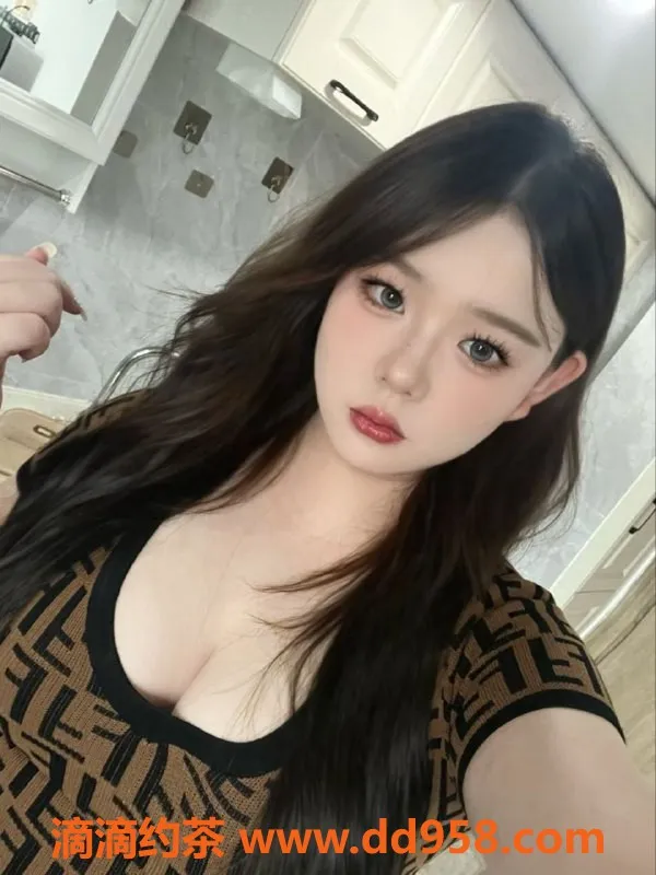 常州楼凤资源信息,武进大胸嫩妹，170cm陪浴服务