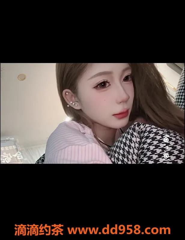 常州楼凤资源信息,武进万达嫩妹冰冰，164cm C罩杯，陪浴服务