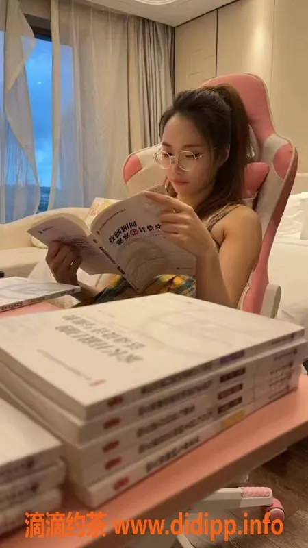 中山楼凤资源信息,西区小嫣，26岁，B+胸器，优质服务600元起