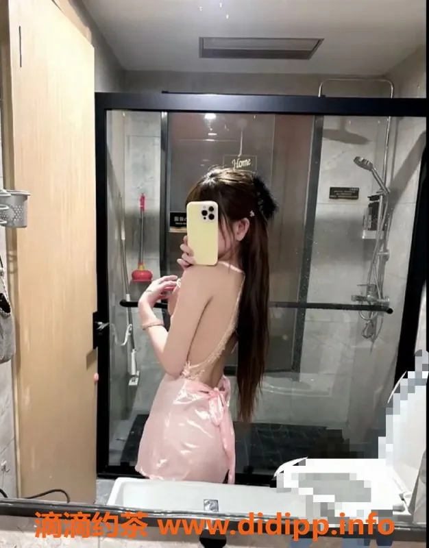 常州楼凤-武进万达诗诗：166cm嫩妹，陪浴调情服务