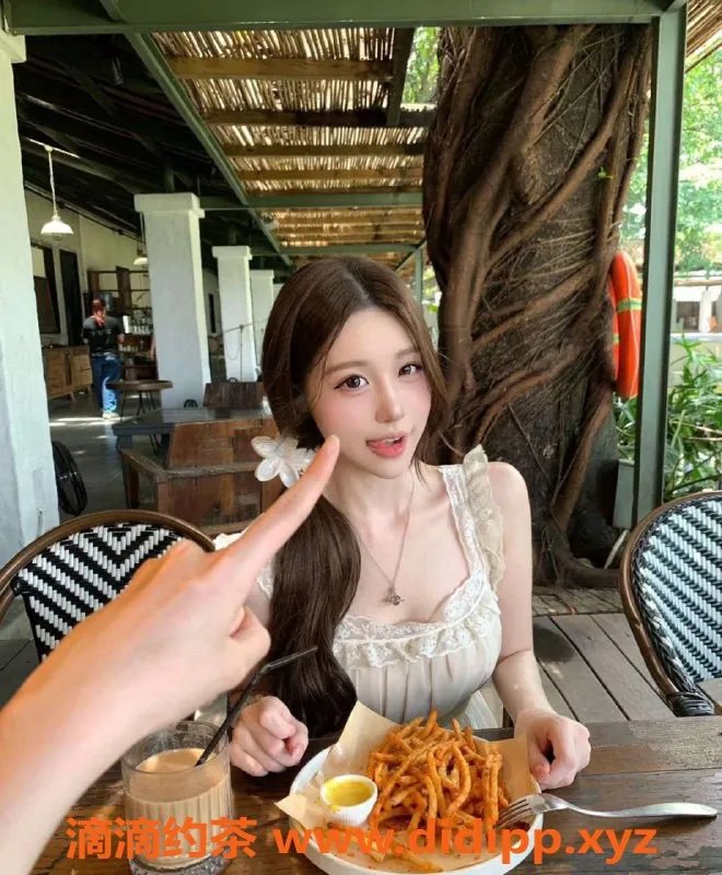 无锡楼凤-梁溪区高颜值兼职学生，2400元服务