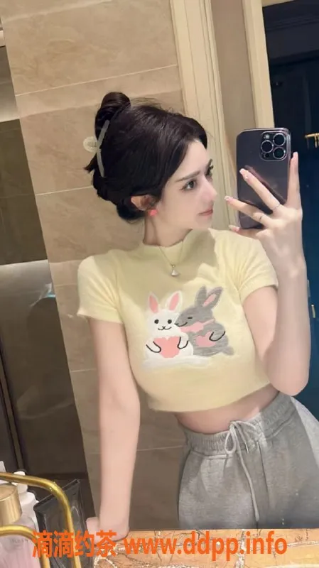 无锡楼凤-梁溪区高颜值婕拉，蜜桃臀，深喉服务，1200P