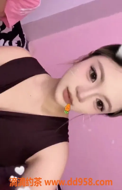 中山楼凤-西区小雪，18岁，B罩杯，600元/小时