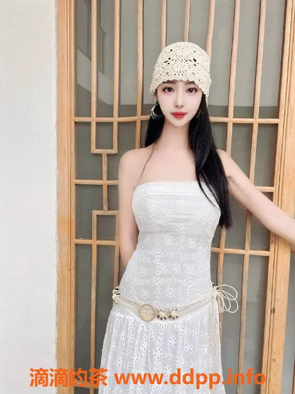 中山楼凤资源信息,西区艾莉，96年芳龄，胸围36C，超值服务等你来享