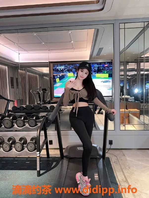 无锡楼凤-惠山区花凤凰，高颜值丝袜制服服务