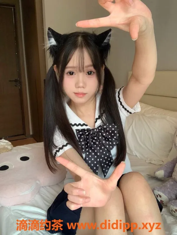 中山楼凤-石岐桑宁，18岁B罩杯，超值服务体验