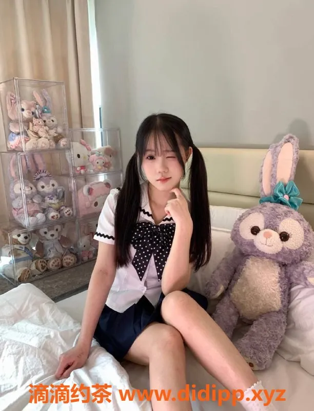 中山楼凤-石岐桑宁，18岁B罩杯，超值服务体验