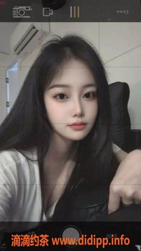 常州楼凤资源信息,武进嫩妹妮妮，165高95重，600元陪浴