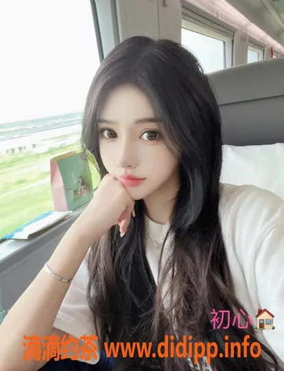 无锡楼凤-初心，梁溪区高颜值少妇，165，45kg，2000元起