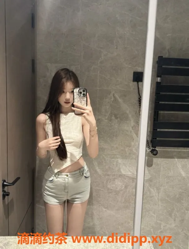 常州楼凤-武进小可爱，164cm，83斤，陪浴服务等你体验！