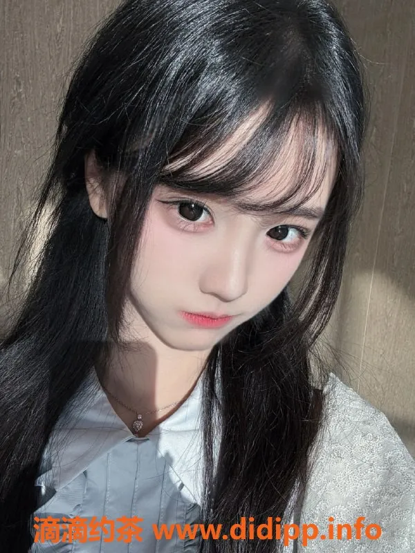 无锡楼凤-锡山区小思瑶 166cm高颜值陪浴服务