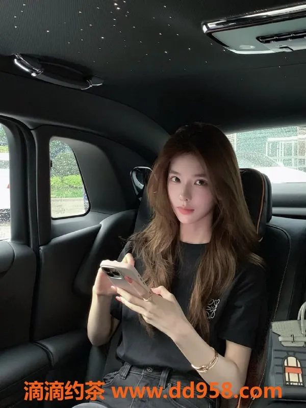 无锡楼凤-山竹 梁溪区高颜值模特 173cm 50kg 仅1400元