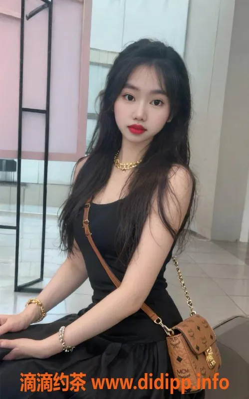 扬州楼凤-扬州邗江小星星，身材火辣颜值高