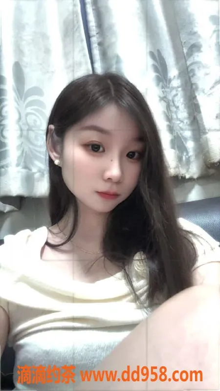 中山楼凤-中山火炬区，四位小姐300快餐、洗吹做400体验