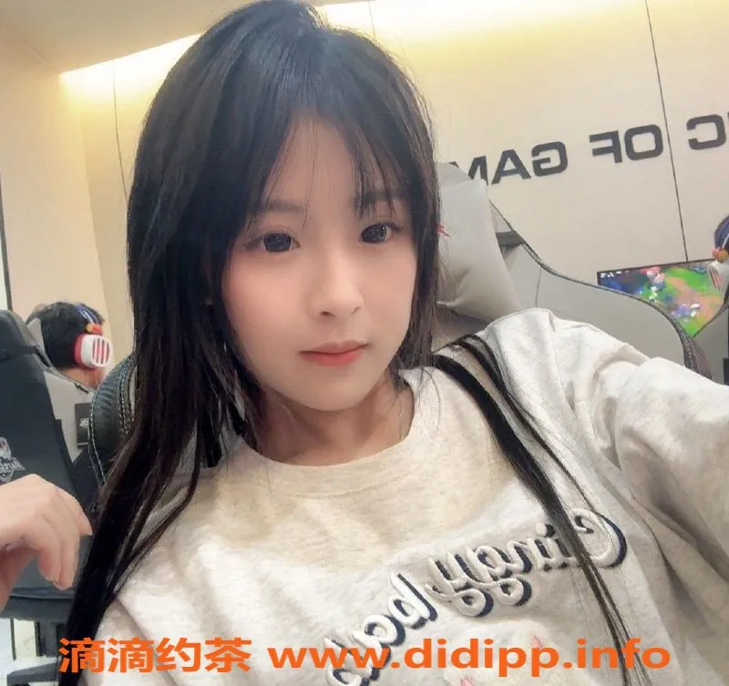 常州楼凤-武进19岁萌妹，162cm，90斤，600元起