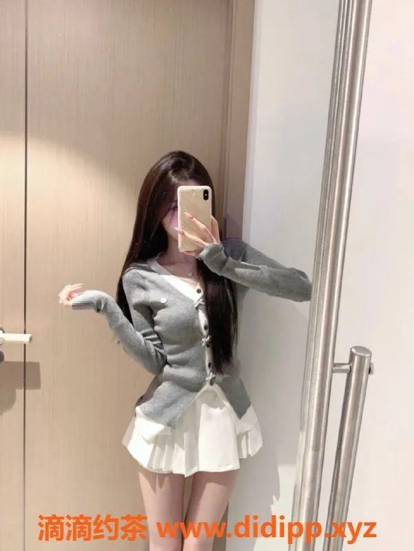 无锡楼凤-惠山区高颜值圆圆，170cm/46kg，陪浴口活