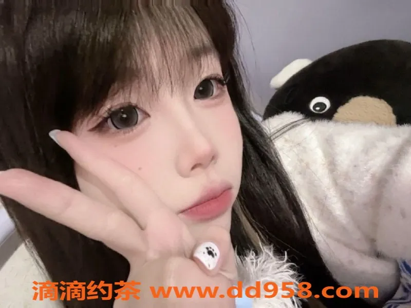 常州楼凤-武进小贝：158cm嫩妹，800元起服务！