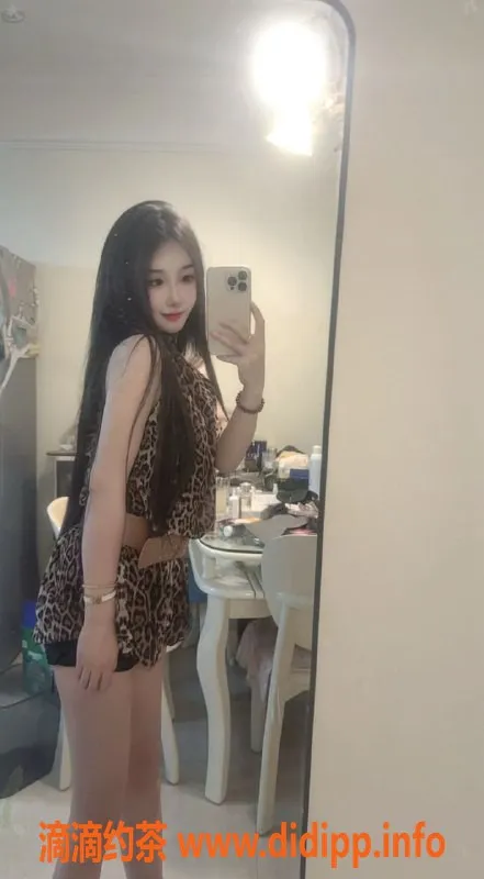 无锡楼凤-滨湖区高颜值宝贝奈雪，口活一流，1200元起