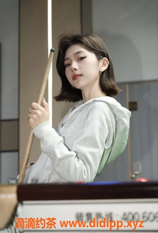 常州楼凤-武进嫩妹助教，163cm身高，800元起服务